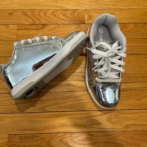 Heely’s Womens 7/youth 6